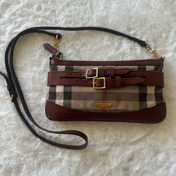 Burberry Handbags - Burberry Bridle Peyton Crossbody Bag